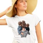 mama-na-dve-momcheta-teniska
